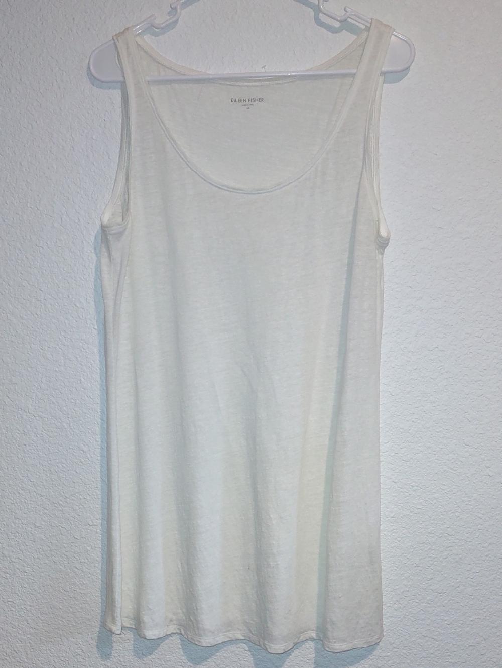 Eileen Fisher Size M Cream Scoop Neck Tank